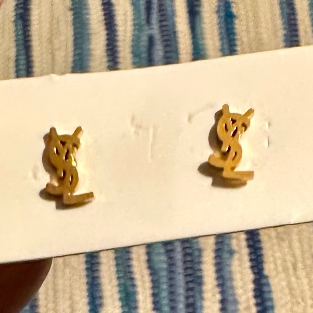 Mini Screw Back Earrings